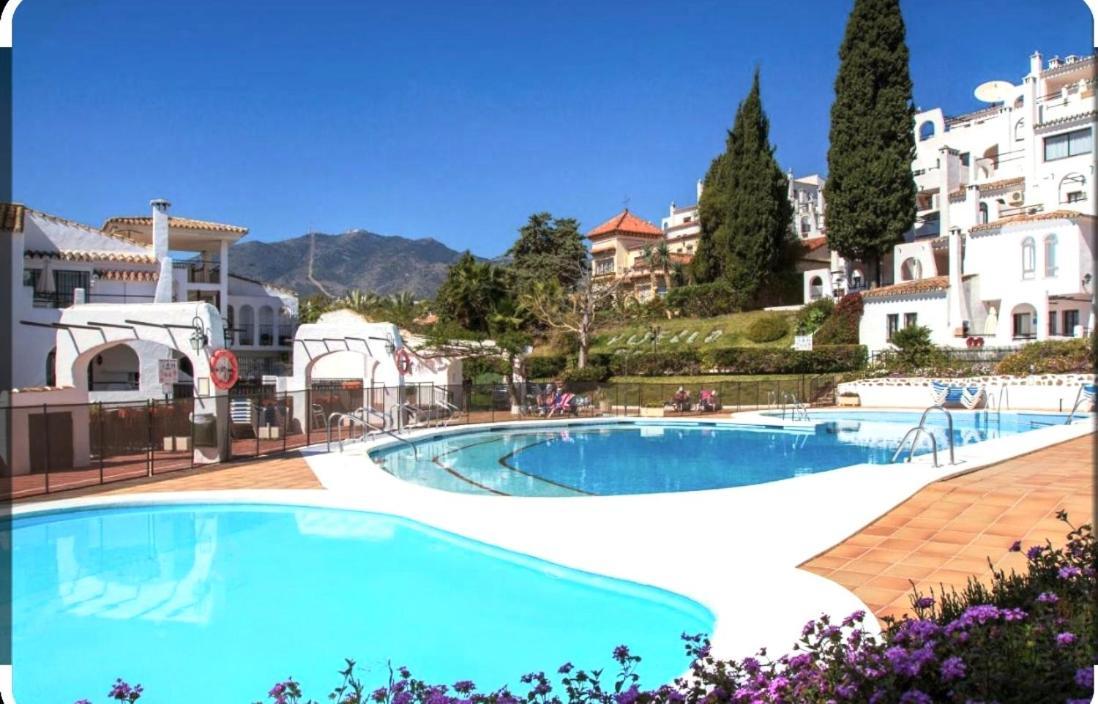 Apartamento Pueblo Evita Apartman Benalmádena Kültér fotó