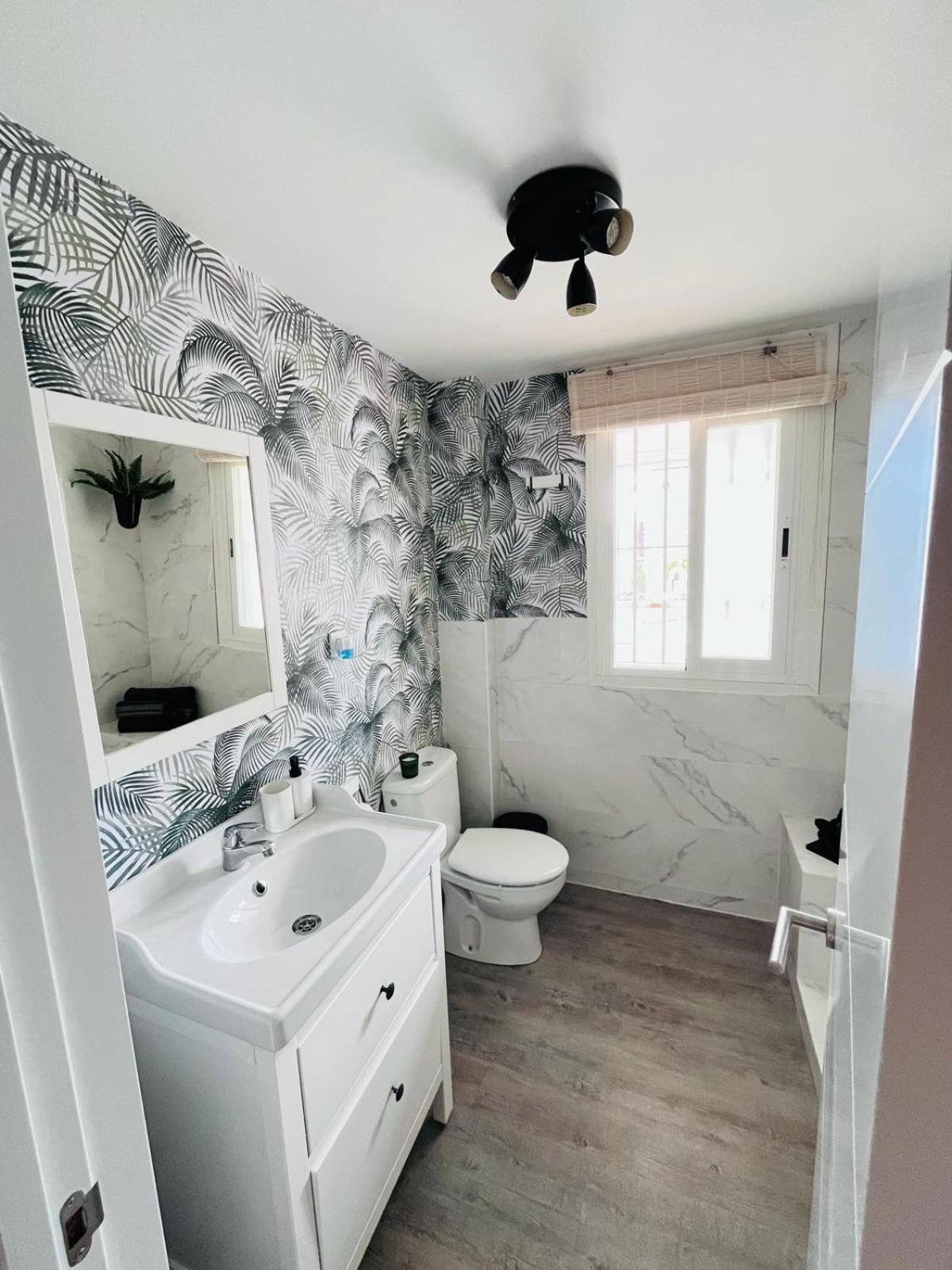 Apartamento Pueblo Evita Apartman Benalmádena Kültér fotó